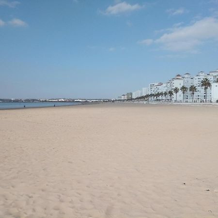 Primera Linea De Playa En Valdelagrana El Puerto de Santa María Exteriér fotografie